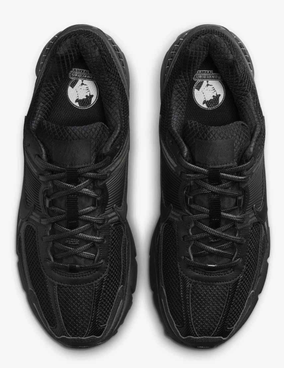 BV1358-003 NIKE ZOOM VOMERO 5