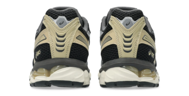 1203A759-002 - ASICS GEL-KAYANO 12.1