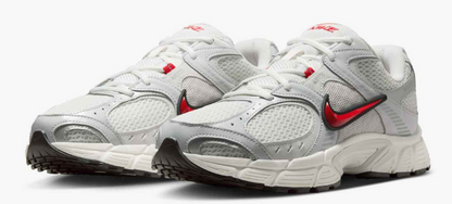 HJ5228-105 NIKE V5 RNR