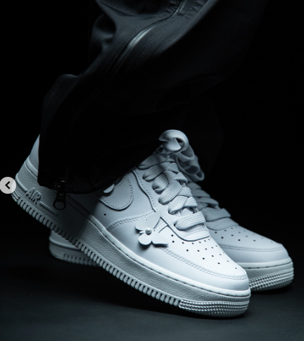 IH4480-100 NIKE  WMS AIR FORCE 1 LO